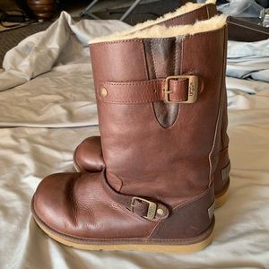 EUC UGG Kensington brown moto style boots size 9